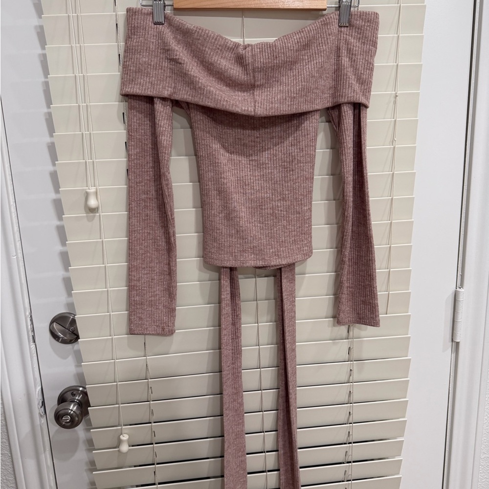 Off-Shoulder Ribbed Knit Top Lovers and friends